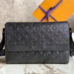 Louis Vuitton Sprinter Messenger Shoulder Crossbody Bag - Black