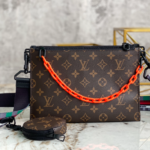 Louis Vuitton Men's Three-Piece Loop Handbag - Brown