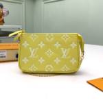 Louis Vuitton Mother's Day special Mini Pochette Accessoires Clutch