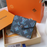 Louis Vuitton Autumn/Winter Zoé Wallet - Blue