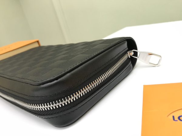 Louis Vuitton Pressed Grid Zippy XL Wallet – Black - Image 5