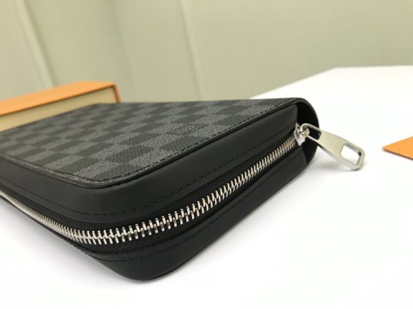 Louis Vuitton Super Functional Zippy XL Wallet - Black - Image 5