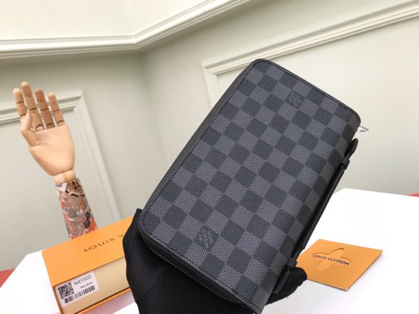 Louis Vuitton Super Functional Zippy XL Wallet - Black - Image 2