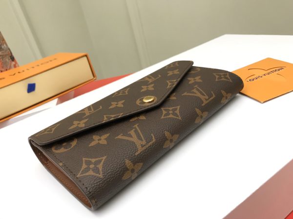 Louis Vuitton Envelope-Style Wallet –  Presbyopia - Image 5