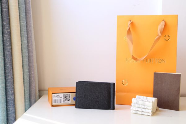 Louis Vuitton Water Ripple Wallet - Black - Image 5