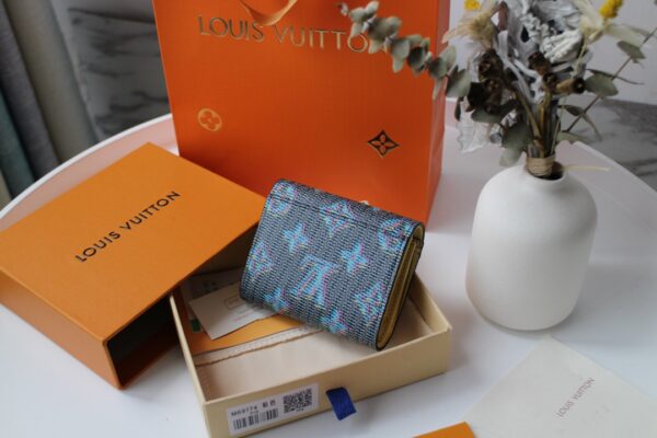 Louis Vuitton Autumn/Winter Zoé Wallet - Blue - Image 5