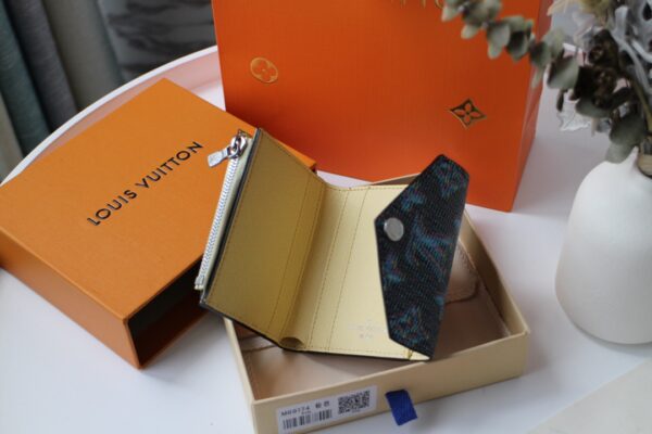 Louis Vuitton Autumn/Winter Zoé Wallet - Blue - Image 2