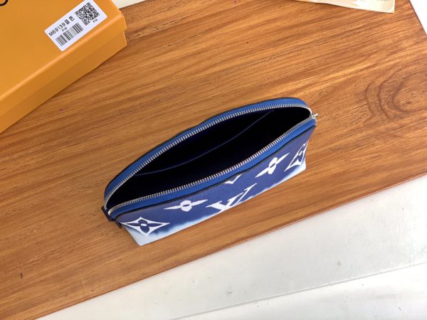Louis Vuitton Escale Cosmetic Pouch - Blue - Image 2