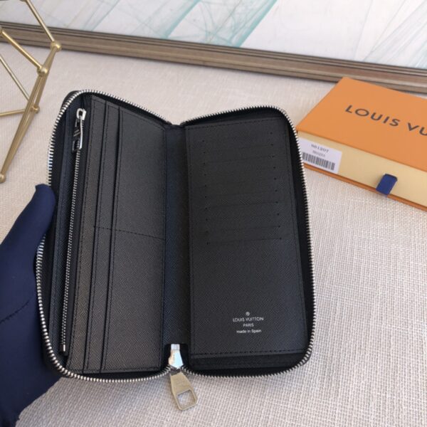 Louis Vuitton Men's Vertical Zip Wallet - Brown - Image 4