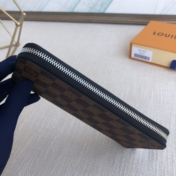 Louis Vuitton Men's Vertical Zip Wallet - Brown - Image 5