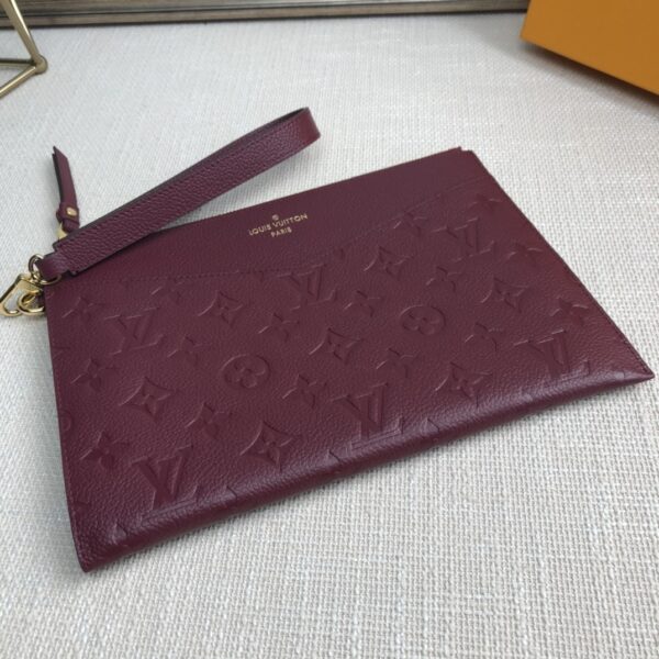 Louis Vuitton Mélanie Medium Clutch - Purple - Image 4