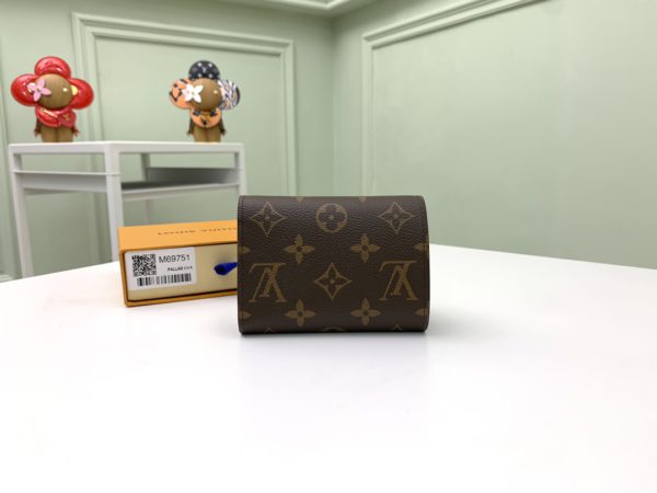 Louis Vuitton Christmas Victorine Wallet - Image 2