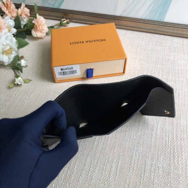 Louis Vuitton Monogram Empreinte Victorine Wallet - Black - Image 2