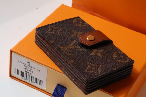 Louis Vuitton New Card Holder - Brown - Image 4