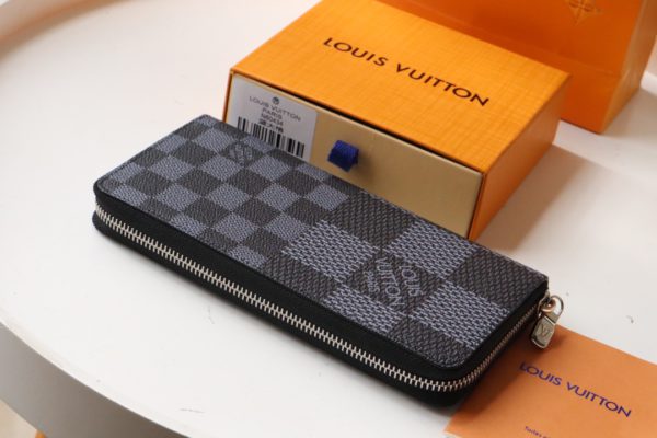 Louis Vuitton Straight Zipper Wallet - Black/Gray - Image 4