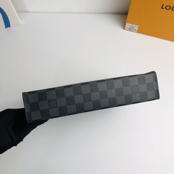 Louis Vuitton Pochette Voyage Medium Clutch - Black - Image 3