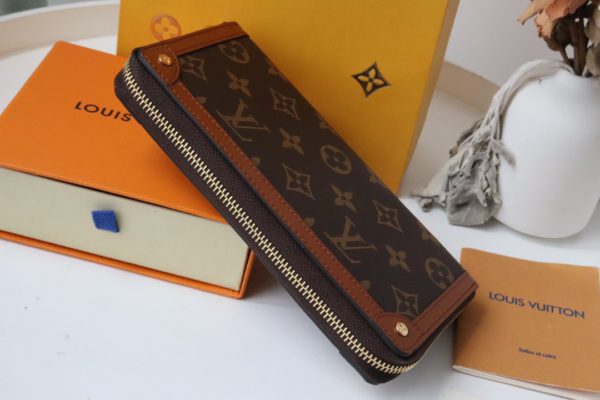 Louis Vuitton Men's Soft Trunk Bag - Brown - Image 5