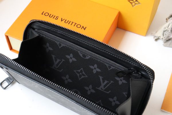Louis Vuitton Men's Soft Trunk Bag - Black - Image 3