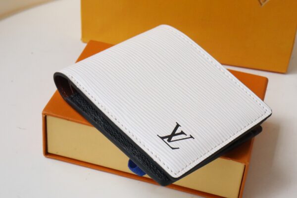 Louis Vuitton Multiple Wallet - White - Image 5