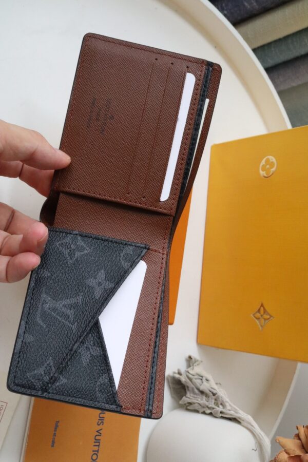 Louis Vuitton Multiple Wallet - White - Image 3