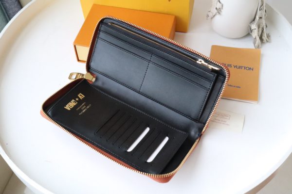 Louis Vuitton LVXNBA Zippy Vertical Wallet - Brown - Image 3