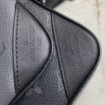 Louis Vuitton Men's Trio Messenger Bag - Black/Gray - Image 3
