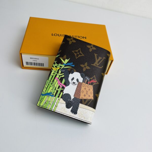 Louis Vuitton Monogram Canvas Passport Holder - Image 5