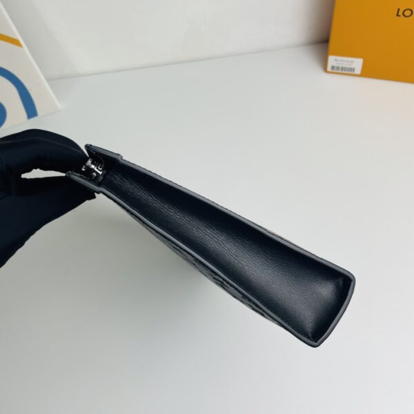 Louis Vuitton Pochette Voyage Medium Clutch - Black - Image 2