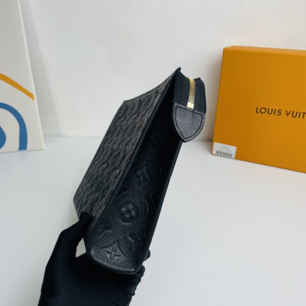 Louis Vuitton Pochette Voyage Medium Handbag - Black - Image 4