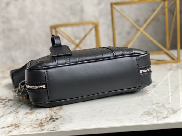 Louis Vuitton Pressed Sirius Messenger Bag - Black - Image 4