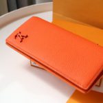 Louis Vuitton New Aerogram Brazza Wallet - Orange - Image 4