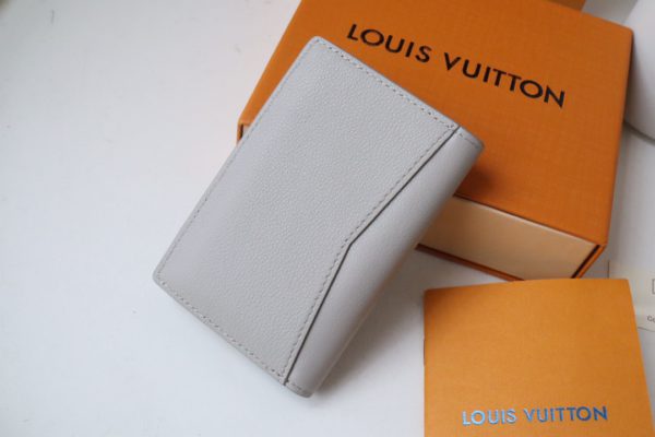Louis Vuitton Multi-Purpose Pocket Wallet - Gray - Image 5