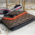 Louis Vuitton Men's Three-Piece Loop Handbag - Brown - Image 4