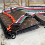 Louis Vuitton Men's Three-Piece Loop Handbag - Brown - Image 2