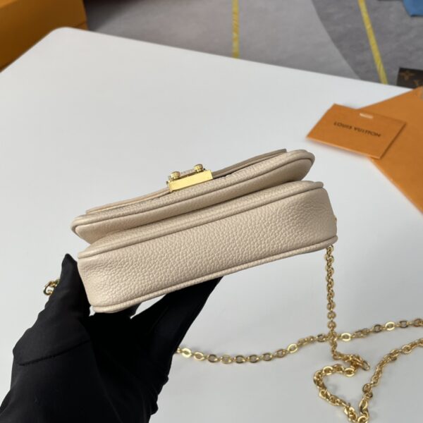 Louis Vuitton Micro Métis Chain Bag - White - Image 2