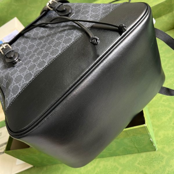 Gucci medium supreme backpack - Image 3