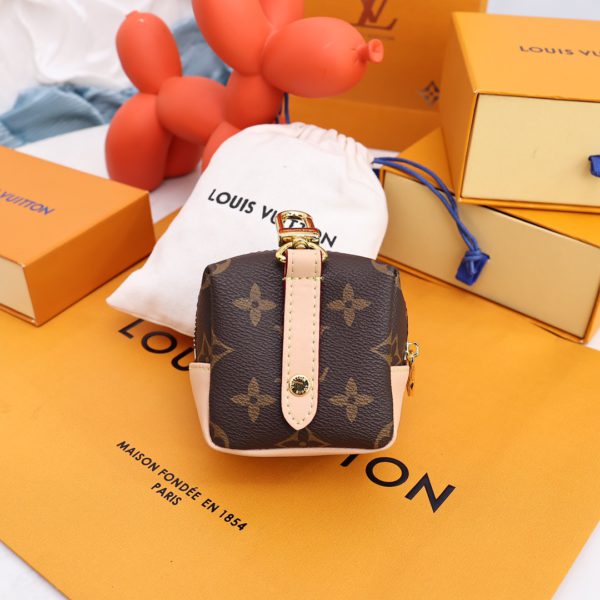 Louis Vuitton Small Bag Pendant Keychain Coin Purse - Image 5