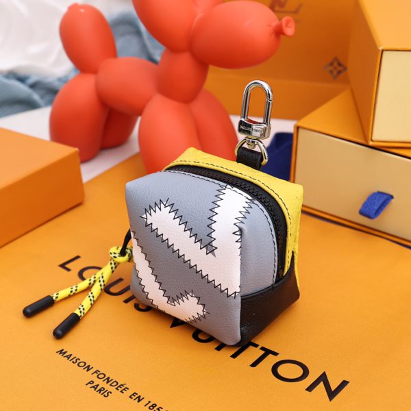 Louis Vuitton Small Bag Pendant Keychain Coin Purse - Image 4