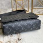Louis Vuitton Men's District Small-Sized Handbag - Black - Image 4
