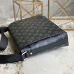 Louis Vuitton Men's District Small-Sized Handbag - Black - Image 5