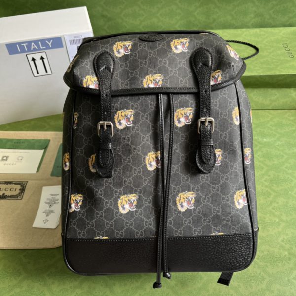 Gucci black medium tiger print backpack