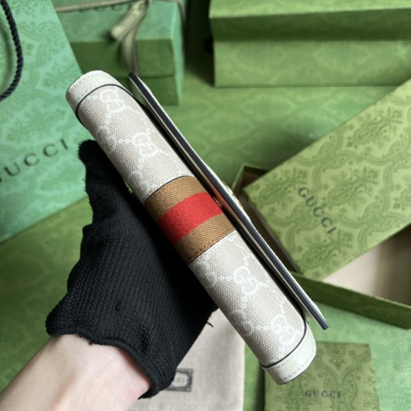 Gucci Classic GG Pattern Wallet - Image 5
