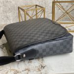 Louis Vuitton Men's Daniel Messenger Handbag - Image 5