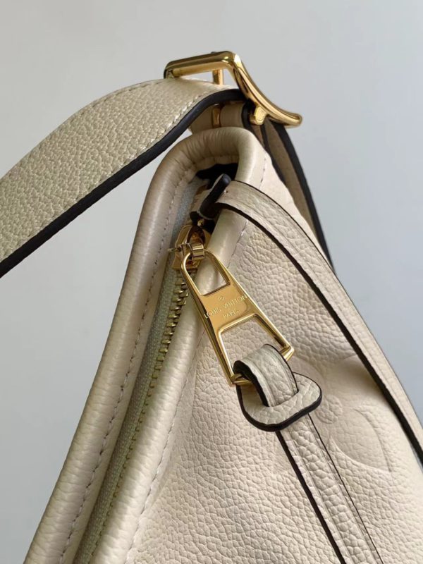 Louis Vuitton CarryAll Medium Handbag - Skin - Image 2