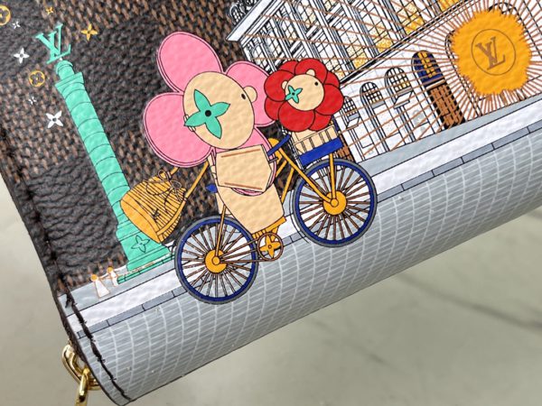 Louis Vuitton Vivienne Holidays Zippy Coin Purse - Image 5