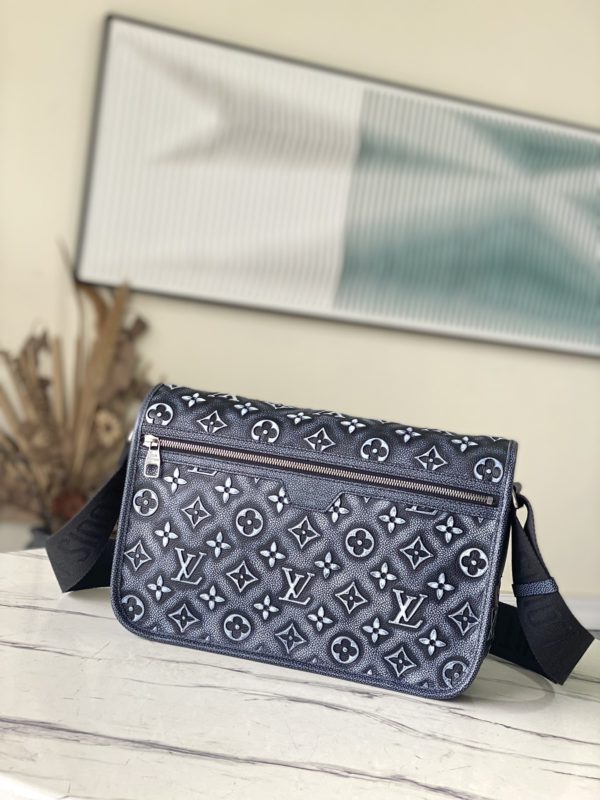 Louis Vuitton Archy Medium Messenger Bag - Image 2