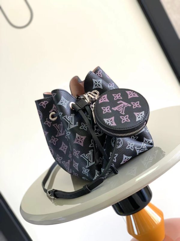 Louis Vuitton Bella Bucket Bag - Image 3