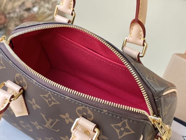 Louis Vuitton Speedy 20 Monogram Bag - Image 2