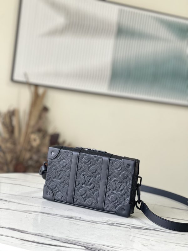 Louis Vuitton Soft Trunk Wallet handbag - Image 3