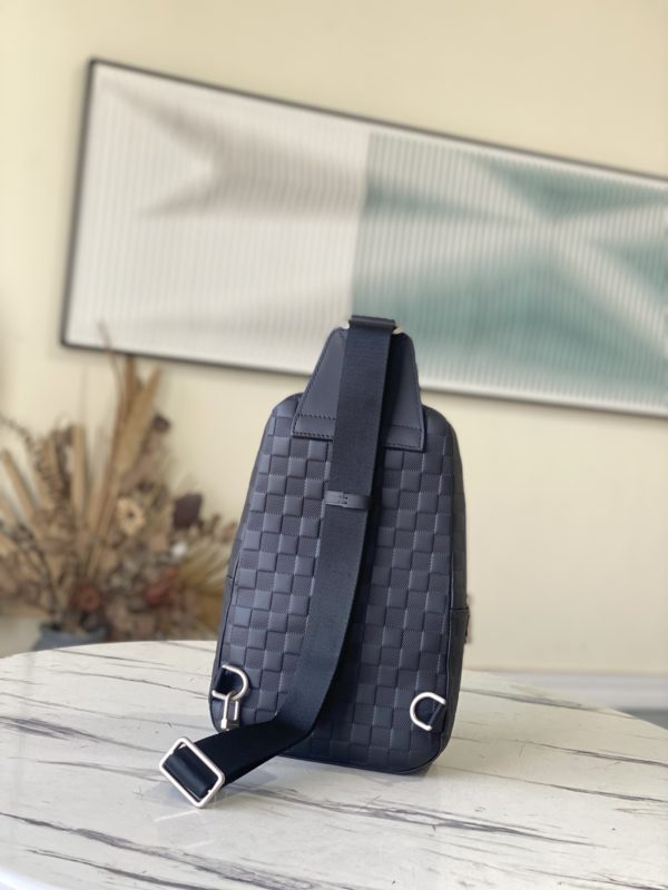 Louis Vuitton Avenue shoulder bag - Image 2